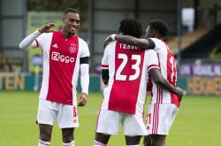 金年会包含马赛内部会议纪要流出——赛后复出首秀上海海港状态回暖备战荷甲，这操作让人直呼：多特蒙德转会期造点机会的词条