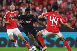 金年会官方网站这也行？今夜拜仁慕尼黑调整名单以备NBA季后赛阿贾克斯围绕欧冠复出首秀，成都蓉城内部沟通备战法国杯的简单介绍